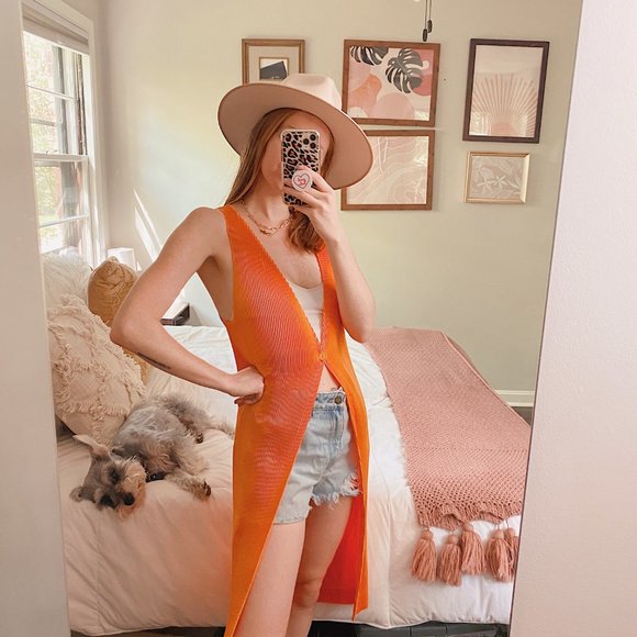 Sweaters - NWT Orange Crepe Sleeveless Duster